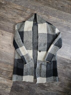 American Eagle Plaid Cardigan Sweater Women’s XS/S Chunky Knit Coatigan